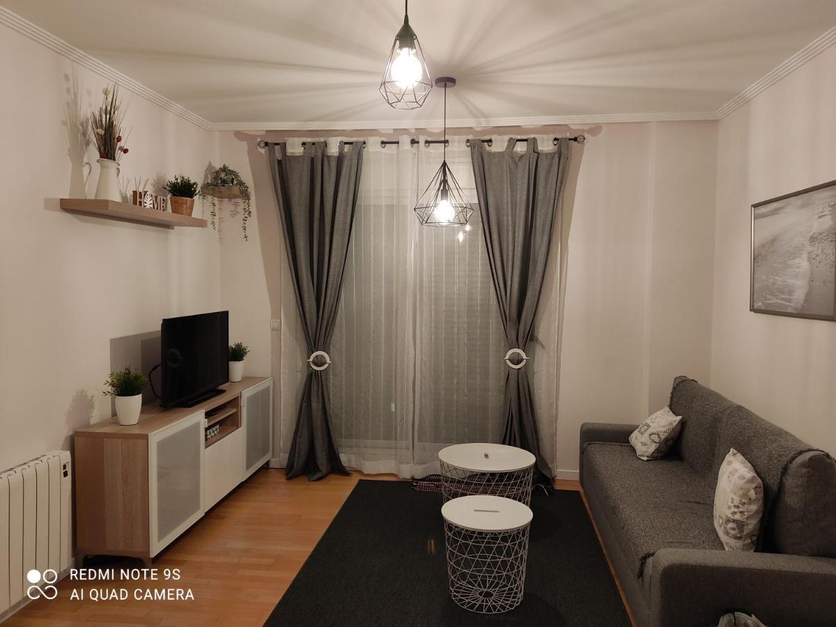 Aurine Apartment Фос Екстериор снимка