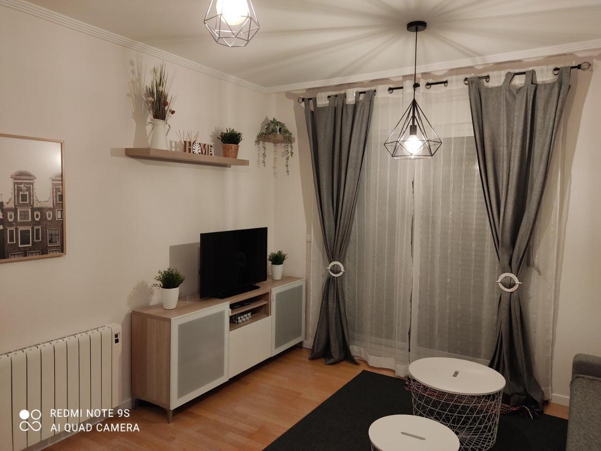 Aurine Apartment Фос Екстериор снимка