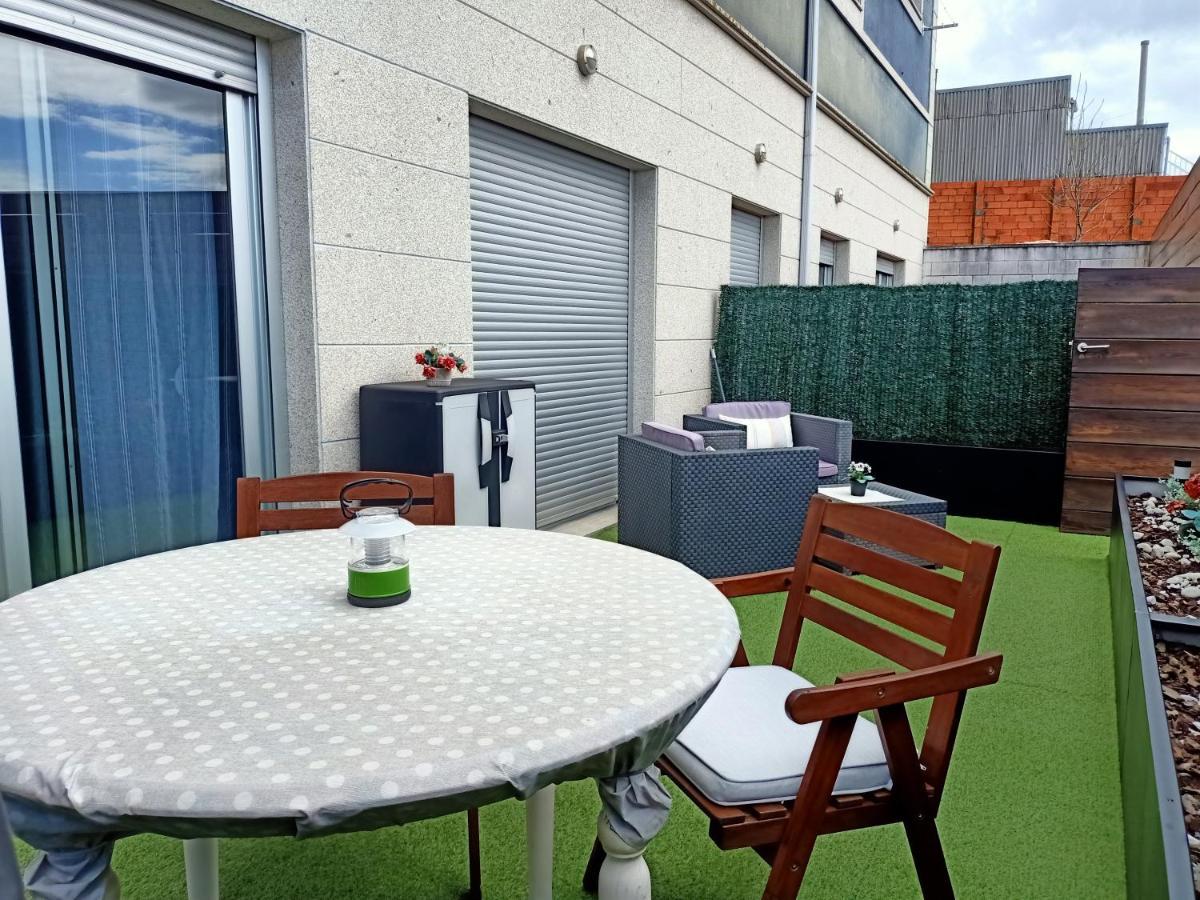 Aurine Apartment Фос Екстериор снимка